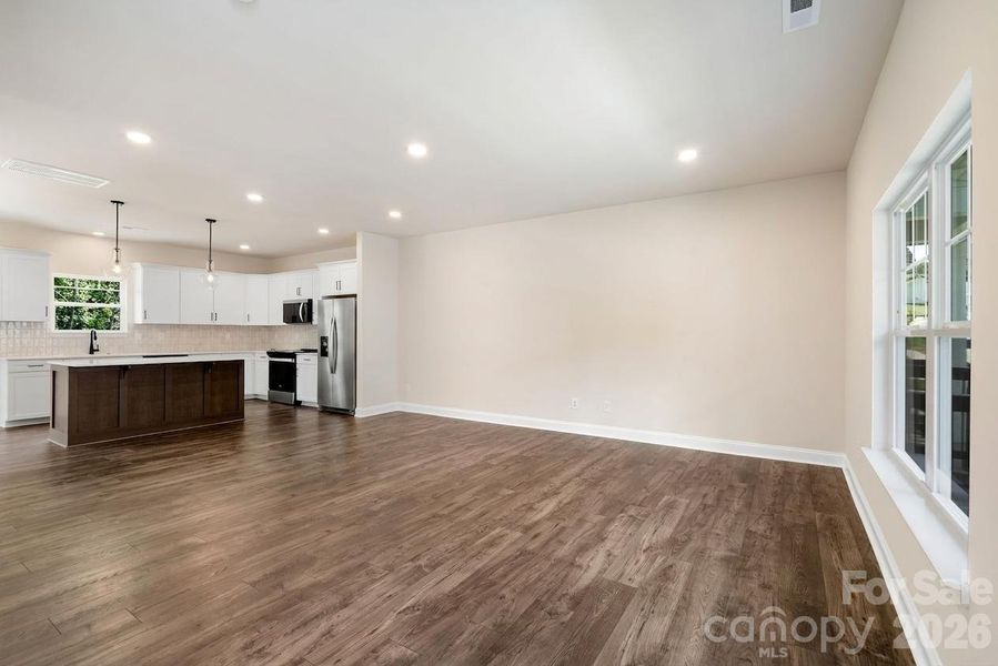 Spacious, unfurnished interior of a new home in , Asheville (Image 29).