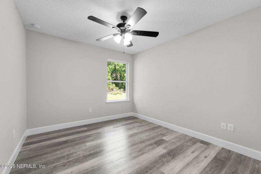 Spacious, unfurnished interior of a new home in , Jacksonville (Image 24).