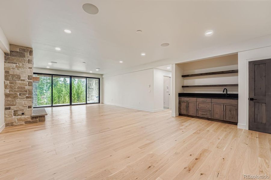 Image 30 of a home in . Image 30 of a home in .