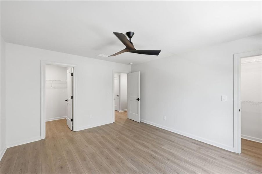 Spacious, unfurnished interior of a new home in , Gainesville (Image 27).