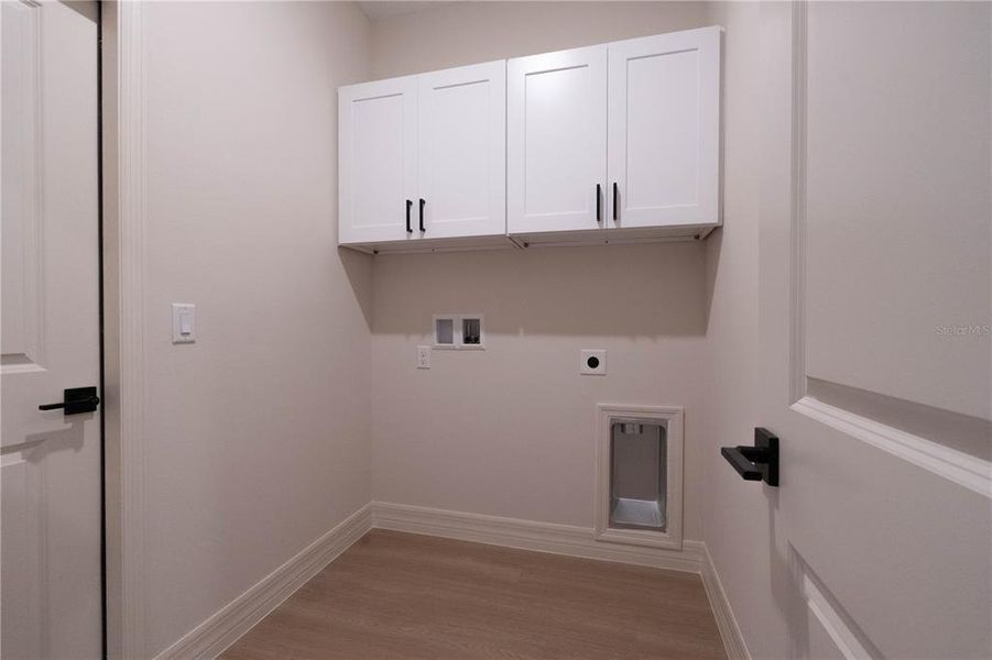 Spacious, unfurnished interior of a new home in , Tavares (Image 45).