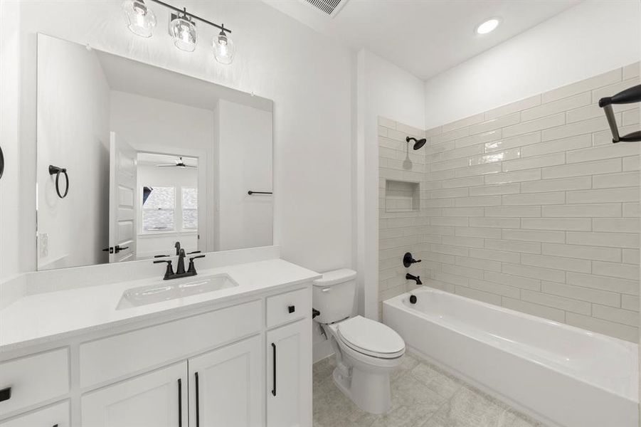 48. 610 Apogee - 5TH Bath