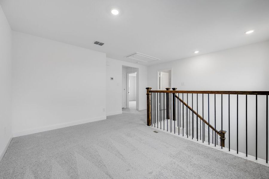 Spacious, unfurnished interior of a new home in Cross Creek Meadows 40s, Celina (Image 9). Spacious, unfurnished interior of a new home in Cross Creek Meadows 40s, Celina (Image 9).