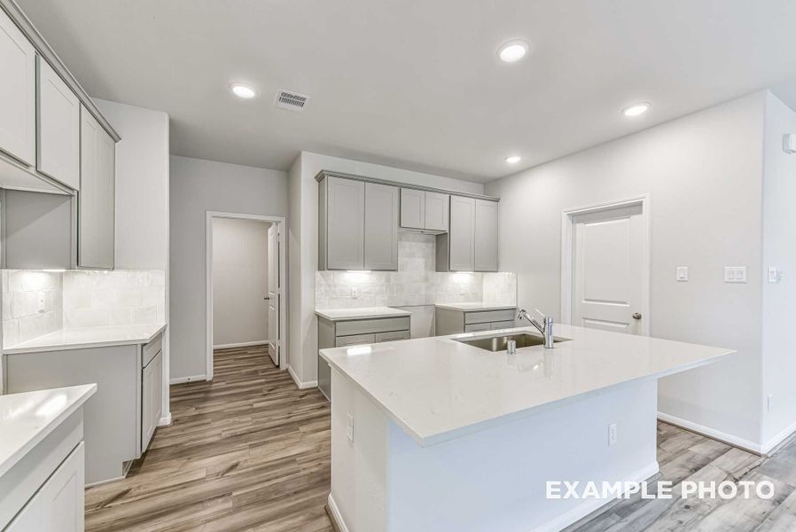Representative furnished interior of a home built from the The Laguna with 3-Car Garage by Davidson Homes LLC in River Ranch Meadows, Dayton (Image 12).
