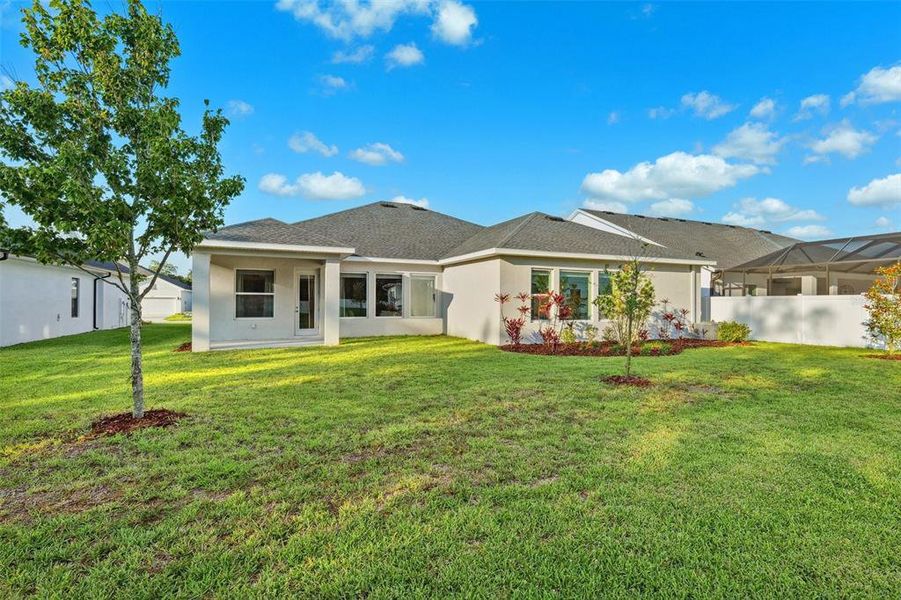 Front exterior of a new home in Copeland Creek, Odessa, FL, highlighting curb appeal (Image 23). Front exterior of a new home in Copeland Creek, Odessa, FL, highlighting curb appeal (Image 23).