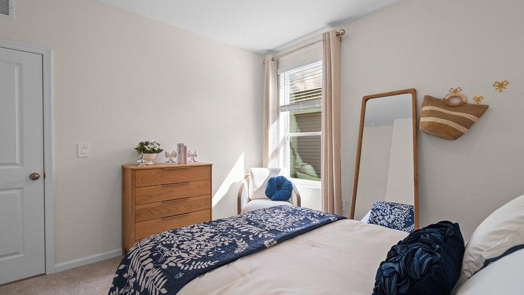 Grove Core FL N128 Jagger Bed2 2of2 F1 Base2 12 18 25