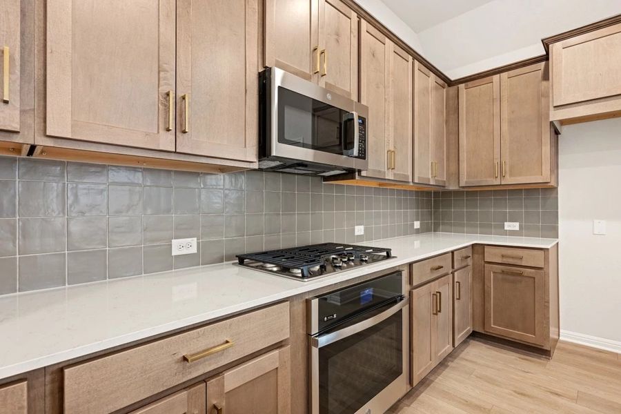 Furnished interior view inside a new home in Berry Creek Highlands, Georgetown (Image 7).