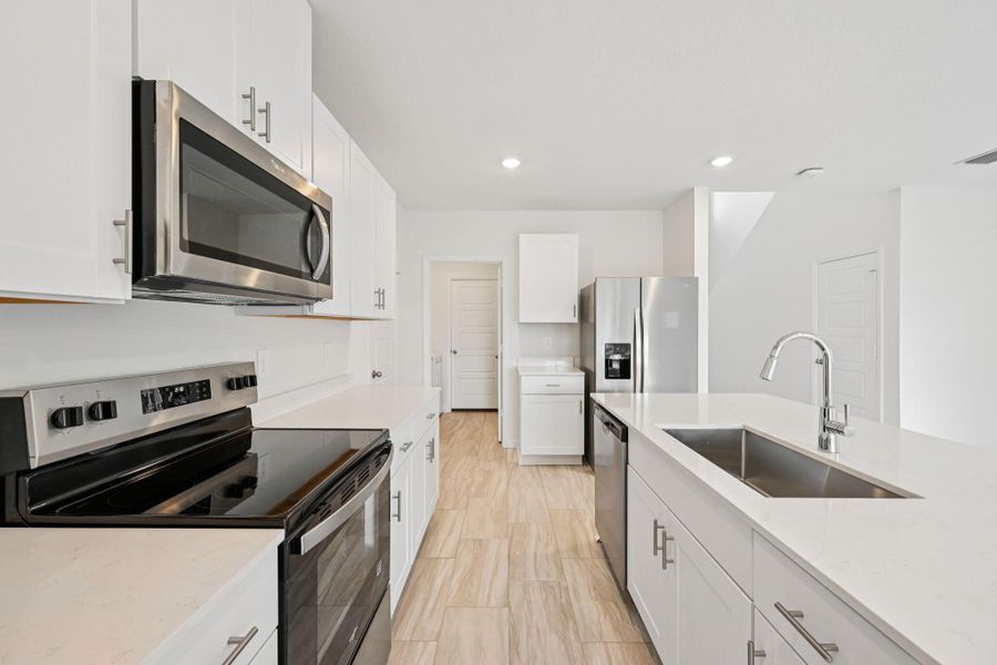 114414 New Dawn Rd FL (14)