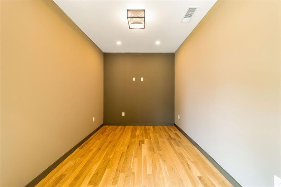 Spacious, unfurnished interior of a new home in , Dallas (Image 23). Spacious, unfurnished interior of a new home in , Dallas (Image 23).