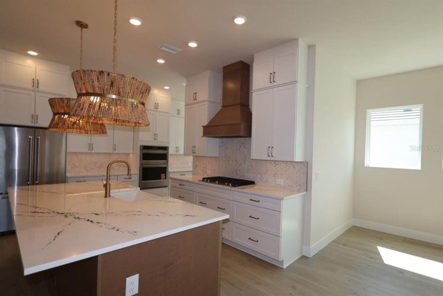 Furnished interior view inside a new home in Palmera Wellen Park – Executive Series, Venice (Image 12). Furnished interior view inside a new home in Palmera Wellen Park – Executive Series, Venice (Image 12).