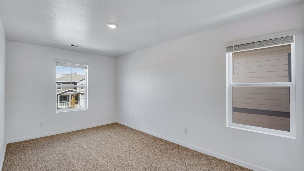 Spacious, unfurnished interior of a new home in Vista Meadows, Fort Lupton (Image 17). Spacious, unfurnished interior of a new home in Vista Meadows, Fort Lupton (Image 17).