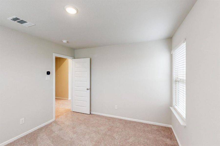Spacious, unfurnished interior of a new home in Mobberly Farms, Pilot Point (Image 29). Spacious, unfurnished interior of a new home in Mobberly Farms, Pilot Point (Image 29).