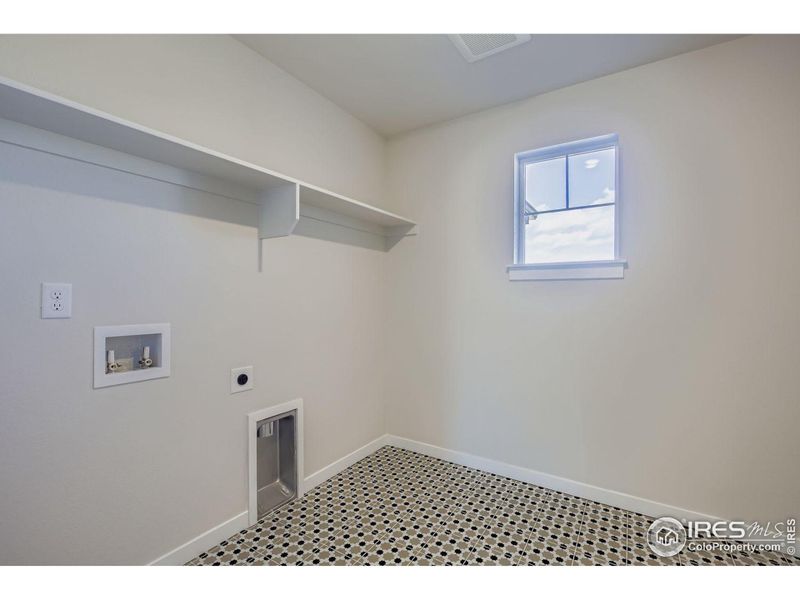 Spacious, unfurnished interior of a new home in RainDance National 60/70, Windsor (Image 24).