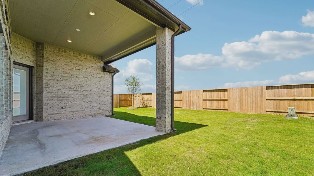 Representative exterior details of a home built from the Cayman by Chesmar Homes in Crescent Bluff, Georgetown (Image 4).
