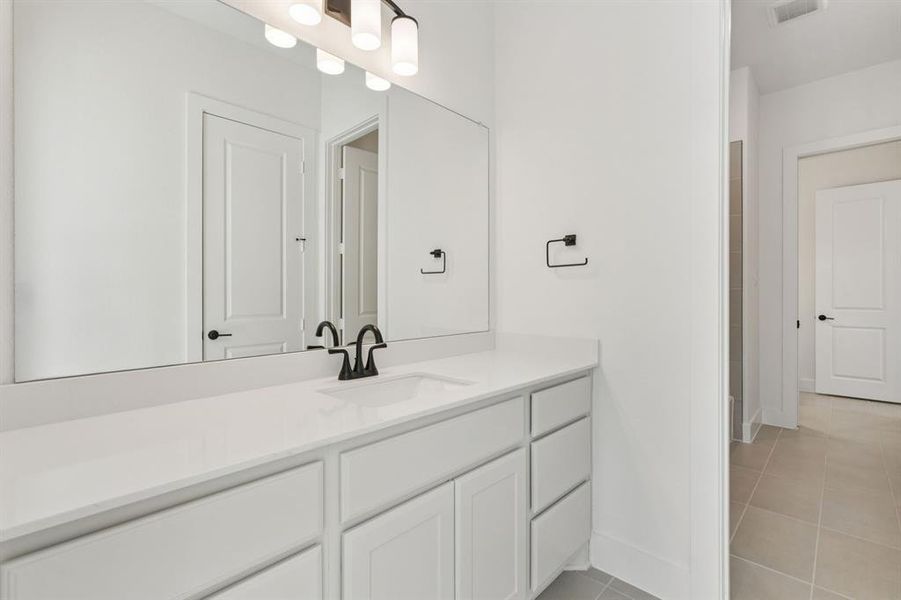 Furnished interior view inside a new home in , Frisco (Image 10).