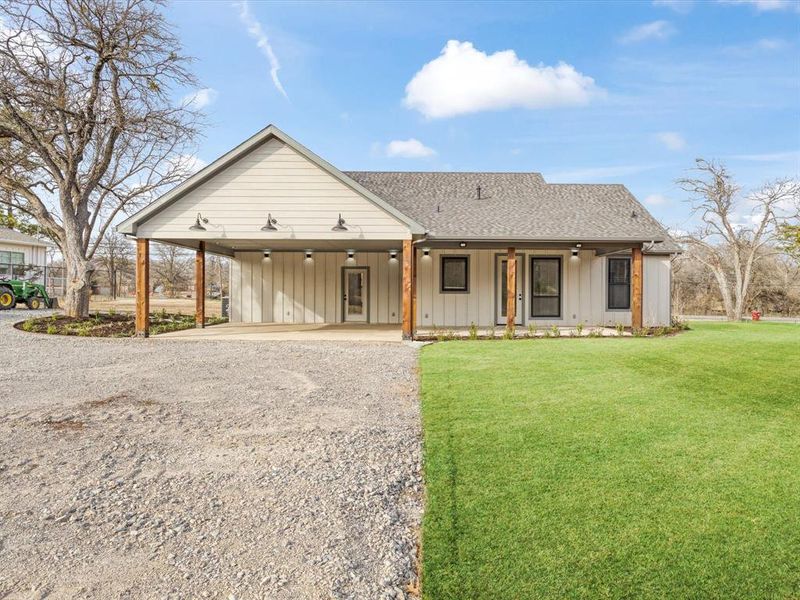 Exterior details and patio area of a home in , Bells (Image 25).