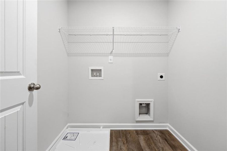 Spacious, unfurnished interior of a new home in Concord Oaks, Powder Springs (Image 18).