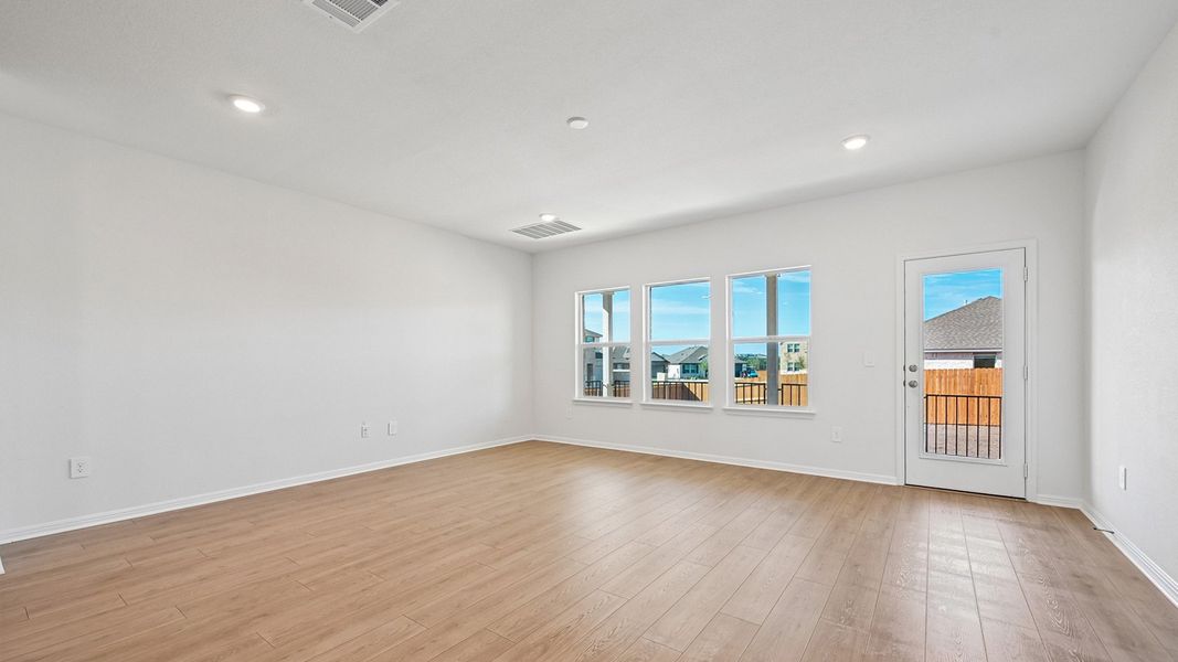 Spacious, unfurnished interior of a new home in Bar W Ranch, Leander (Image 18). Spacious, unfurnished interior of a new home in Bar W Ranch, Leander (Image 18).
