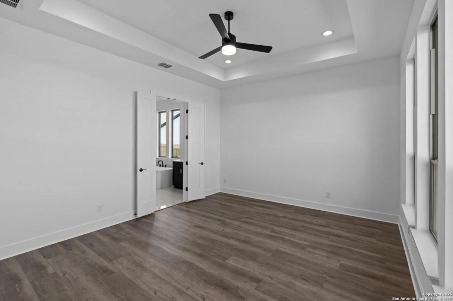 Spacious, unfurnished interior of a new home in Legacy at Lake Dunlap, New Braunfels (Image 22). Spacious, unfurnished interior of a new home in Legacy at Lake Dunlap, New Braunfels (Image 22).