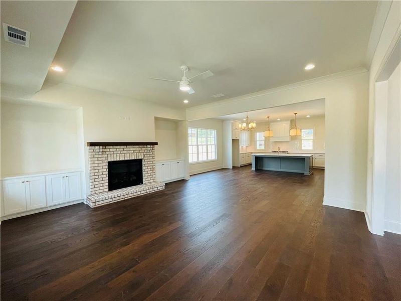 Spacious, unfurnished interior of a new home in , Suwanee (Image 25).