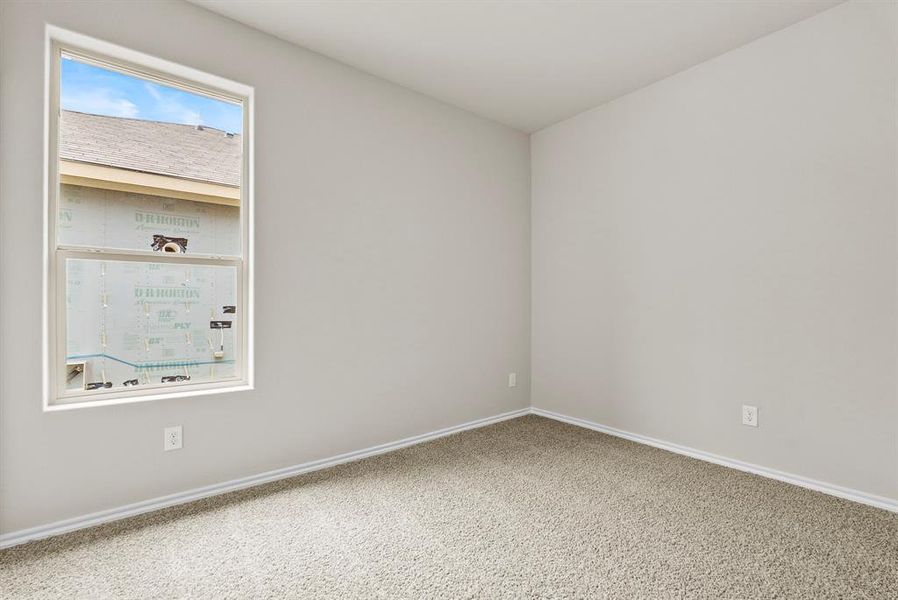 Spacious, unfurnished interior of a new home in Highlands at Chapel Creek, Fort Worth (Image 12).