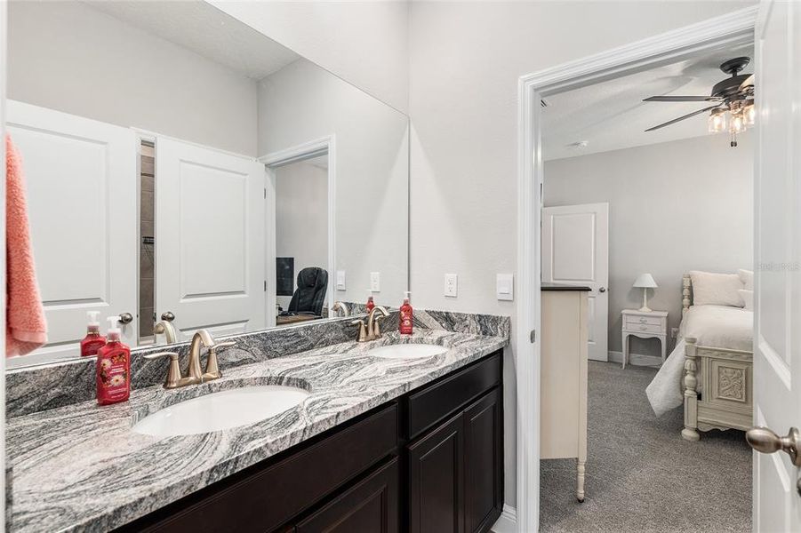 Furnished interior view inside a new home in Finley Woods, Gainesville (Image 70). Furnished interior view inside a new home in Finley Woods, Gainesville (Image 70).