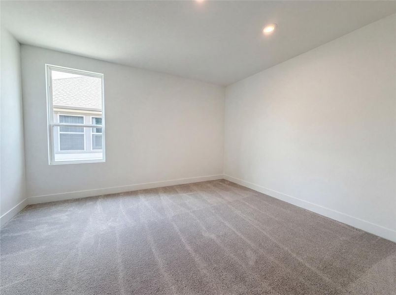 Spacious, unfurnished interior of a new home in , Porter (Image 14).