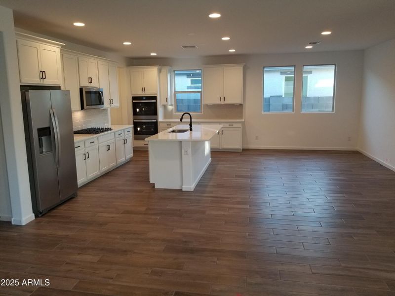 198 Kitchen Dining 198 Kitchen Dining