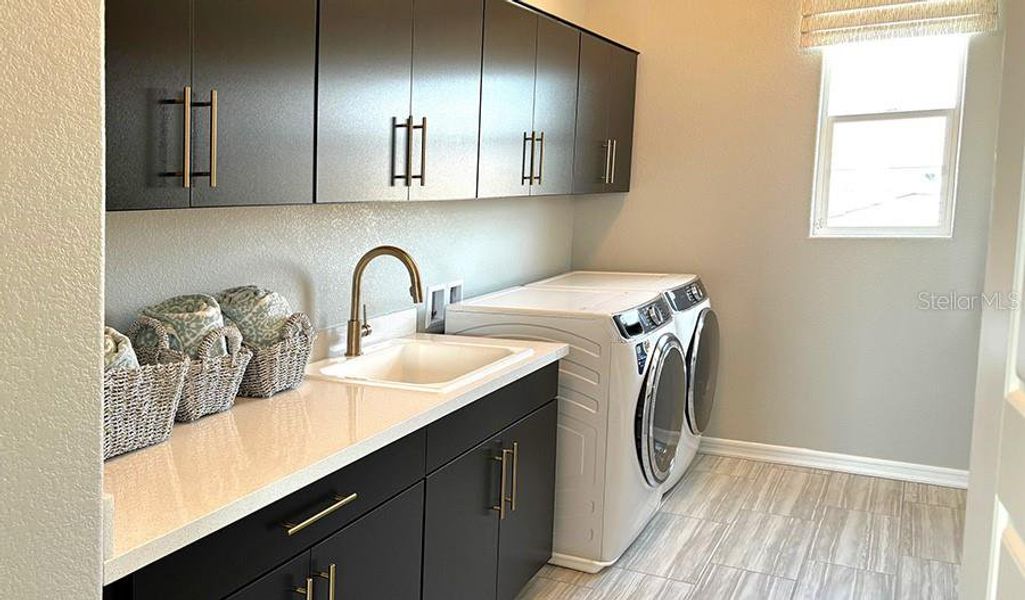 Furnished interior view inside a new home in Seasons at Shores of Lake Dell, Dundee (Image 10).