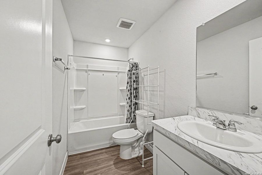 Furnished interior view inside a new home in Walnut Bend, Seguin (Image 9).