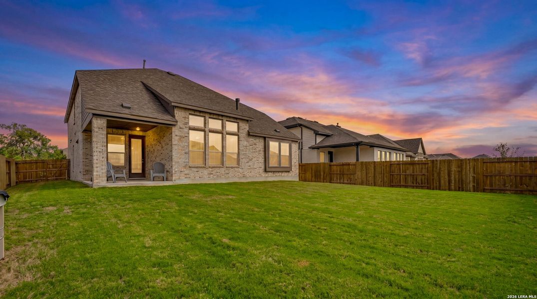 Exterior details and patio area of a home in Meyer Ranch, New Braunfels (Image 25).