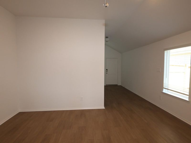 Spacious, unfurnished interior of a new home in Pinewood at Grand Texas, New Caney (Image 27). Spacious, unfurnished interior of a new home in Pinewood at Grand Texas, New Caney (Image 27).