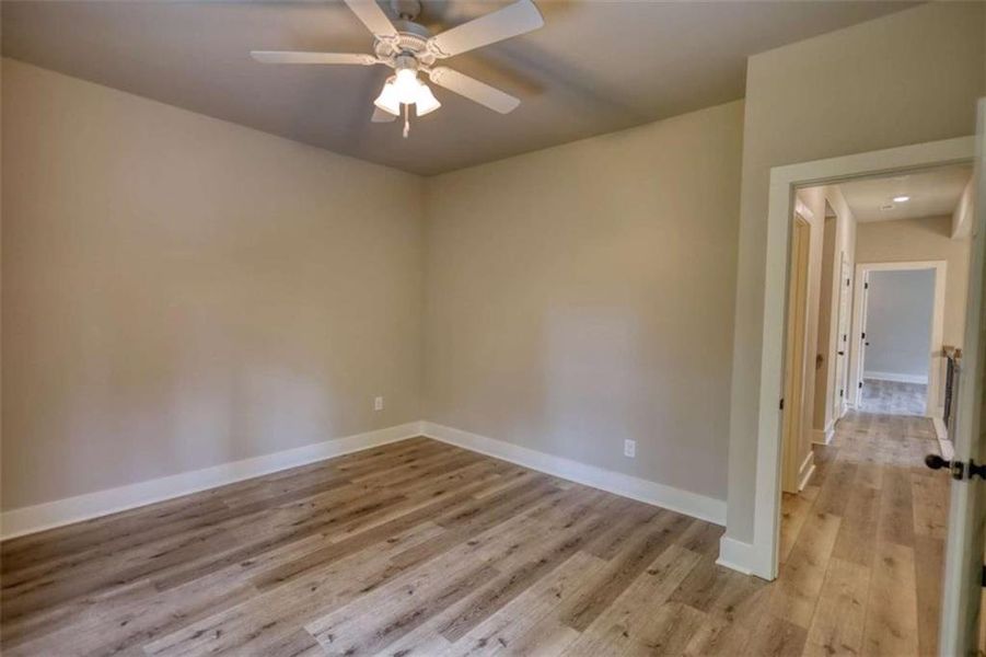 Spacious, unfurnished interior of a new home in , Monticello (Image 48).