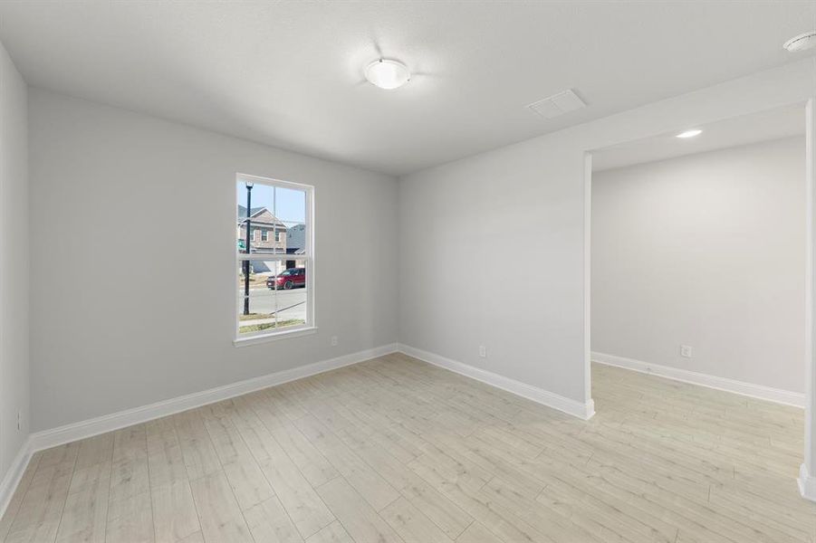 04. 2902 Hanscom - Flex