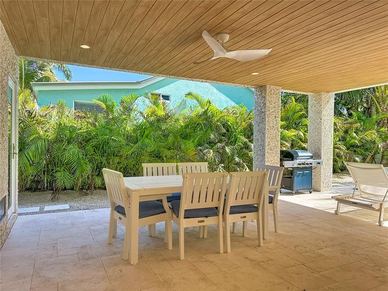 Exterior details and patio area of a home in , Bradenton Beach (Image 31).