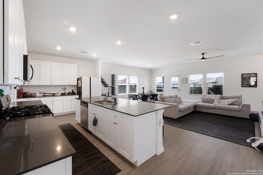 Furnished interior view inside a new home in Navarro Ranch: Coastline Collection, Seguin (Image 9). Furnished interior view inside a new home in Navarro Ranch: Coastline Collection, Seguin (Image 9).