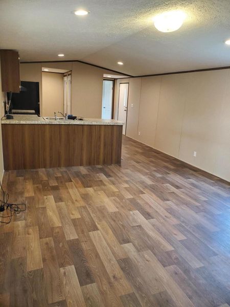 Spacious, unfurnished interior of a new home in , St. George (Image 24).