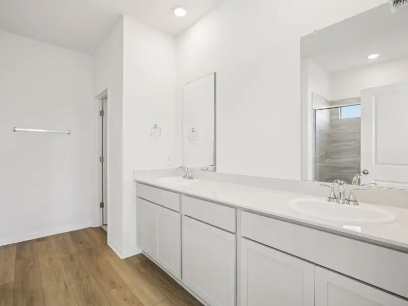 Furnished interior view inside a new home in Prairie Winds - Boulevard Collection, Hutto (Image 4).