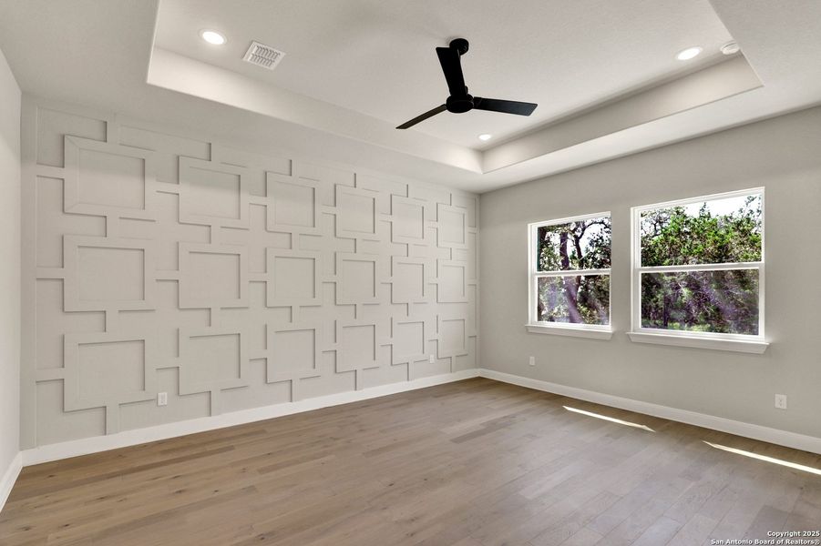 Spacious, unfurnished interior of a new home in , Bulverde (Image 14).