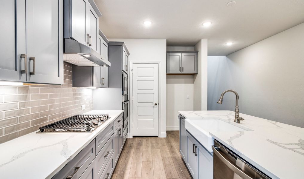 Kitchen with breakfast bar island