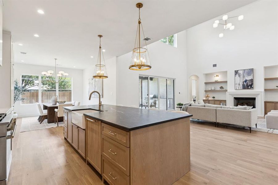 Furnished interior view inside a new home in , Dallas (Image 10).