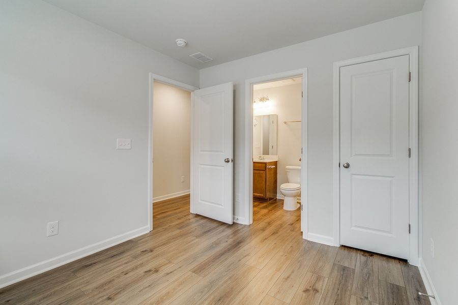 Spacious, unfurnished interior of a new home in Killians Crossing, Blythewood (Image 22).