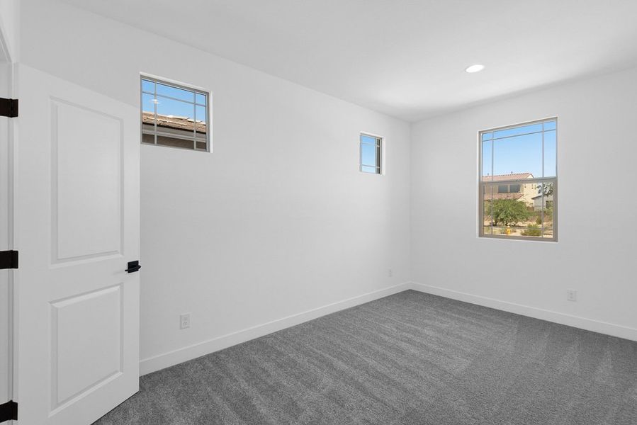 Image 41 representing the Winsor by Taylor Morrison in Stonehaven Discovery Collection, Glendale, AZ.