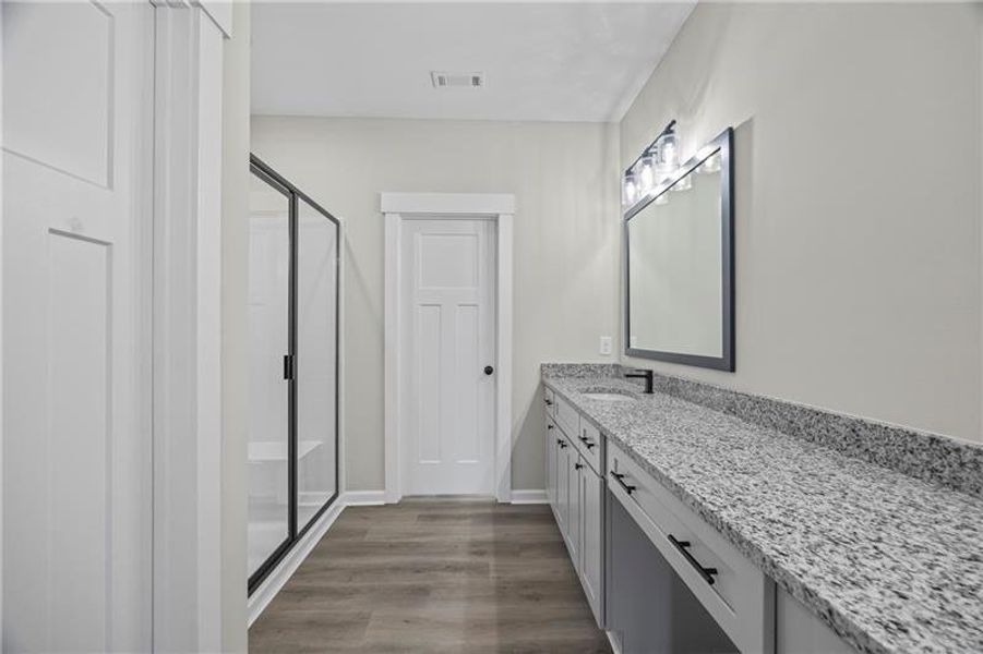 Furnished interior view inside a new home in , Toccoa (Image 9).