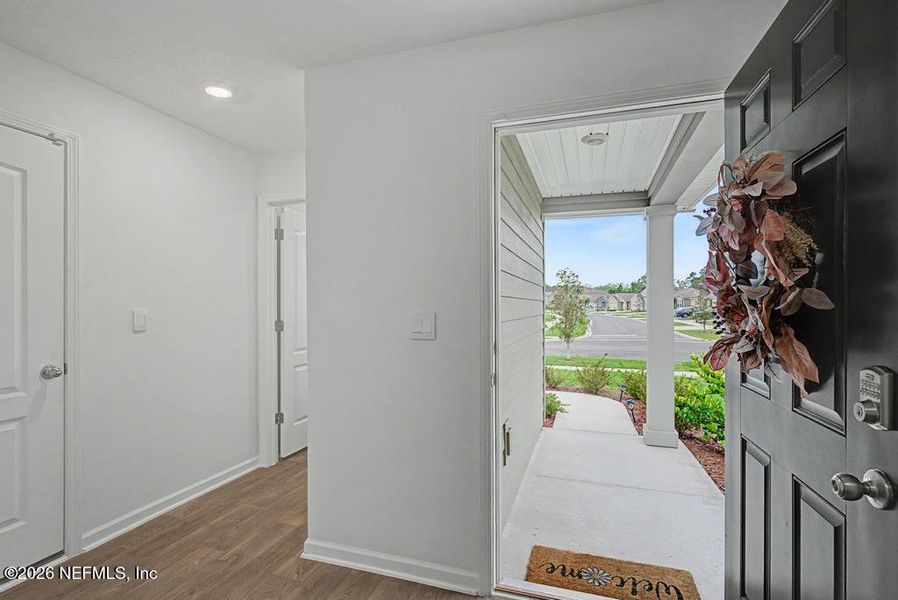 Furnished interior view inside a new home in Cross Creek Express, Green Cove Springs (Image 10).