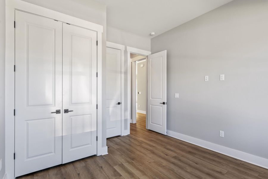 Spacious, unfurnished interior of a new home in The Shoal, Santa Rosa Beach (Image 26). Spacious, unfurnished interior of a new home in The Shoal, Santa Rosa Beach (Image 26).