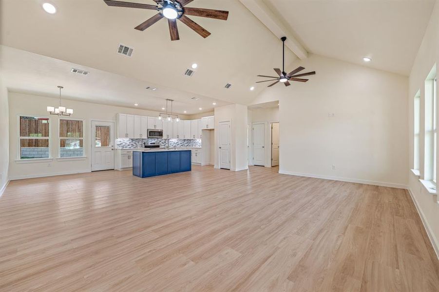 Image 27 of a home in . Image 27 of a home in .