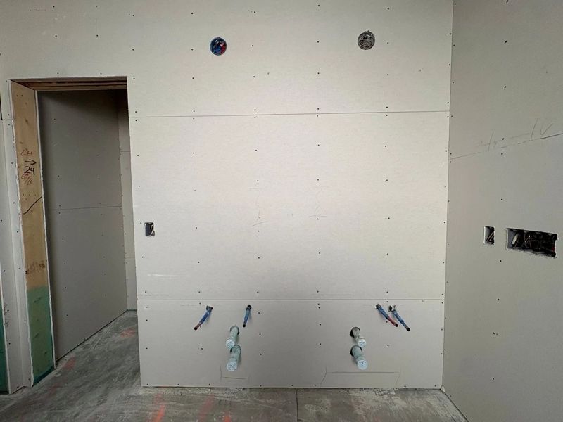 In-progress construction of a new home in Rolling Glen, Hutto, TX (Image 20).