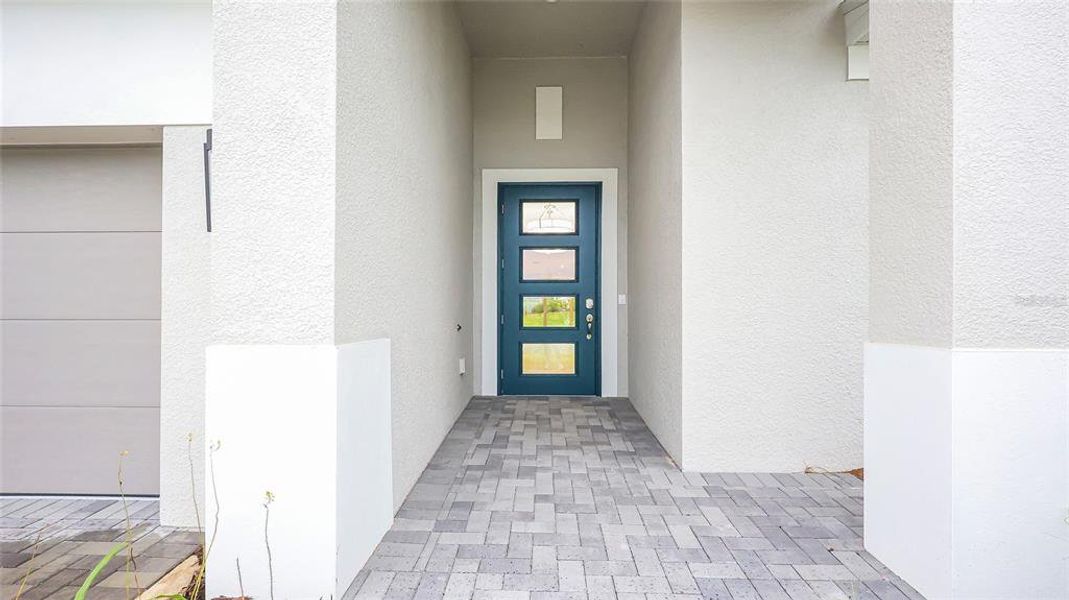 Exterior details and patio area of a home in Cresswind at Lake Harris, Tavares (Image 27). Exterior details and patio area of a home in Cresswind at Lake Harris, Tavares (Image 27).