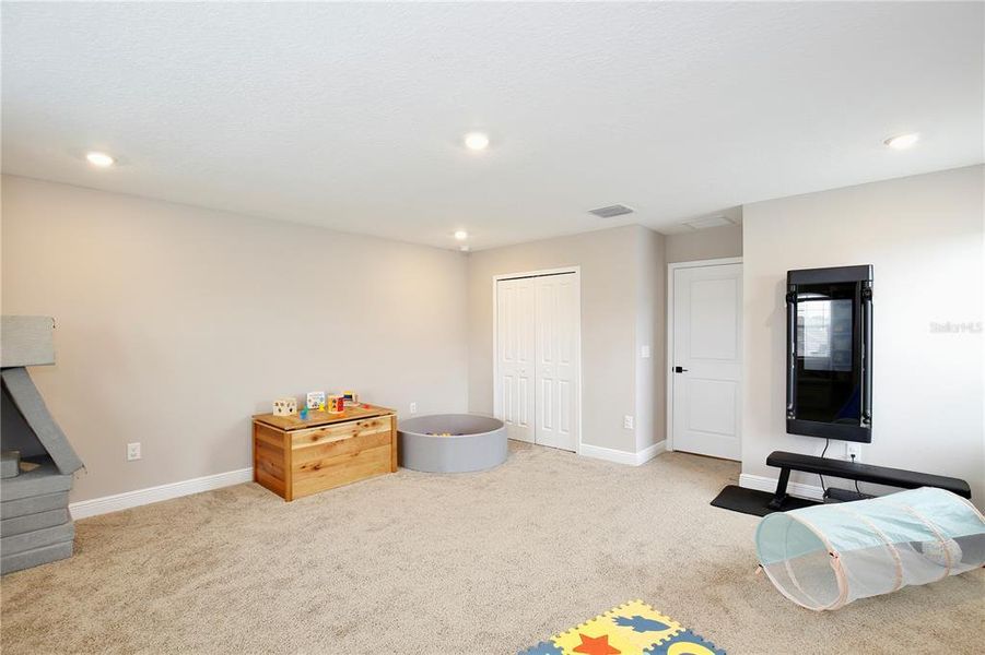 Furnished interior view inside a new home in , Clermont (Image 17). Furnished interior view inside a new home in , Clermont (Image 17).